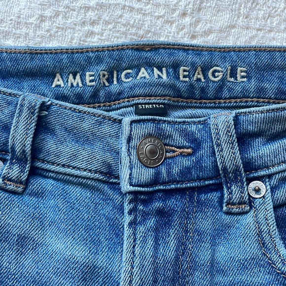 American eagle, size 2, stretch mom jeans - Picture 1 of 5